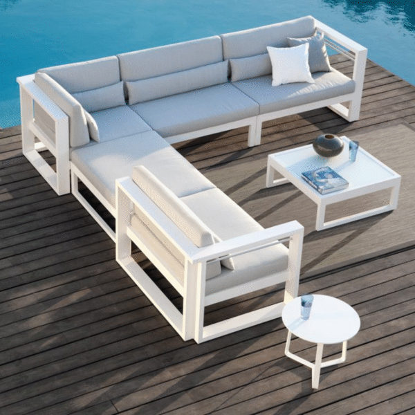 Manutti Fuse Corner Garden Sofa.